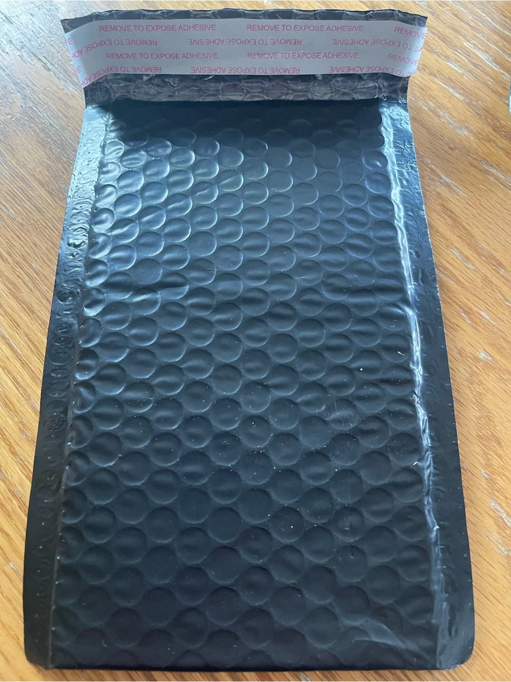 12 pack Black Bubble Mailer Pack - 12 Pieces. 4x8 inches. 🌼
